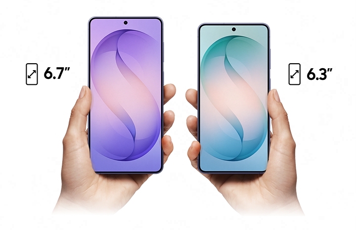 Galaxy S26 and S26 plus are seen side by side from the main screen to show the difference in size.