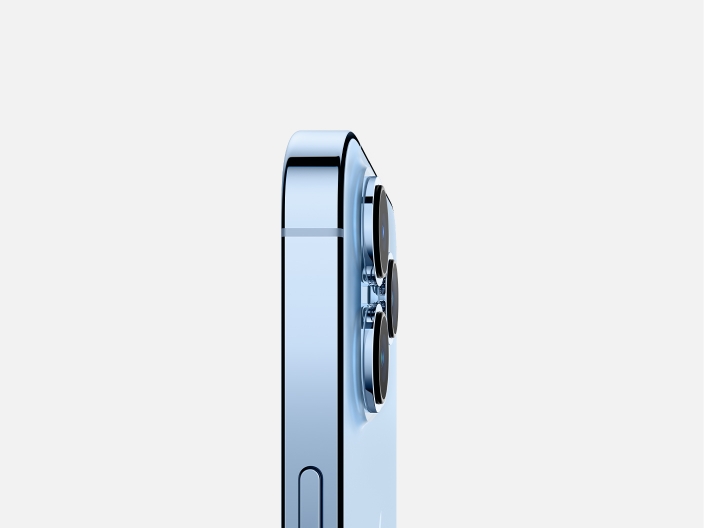 image showing iPhone 13 Pro Sierra Blue colour
