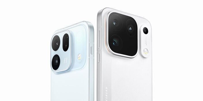 Image of the OPPO Find X10 and OPPO Find X10 Pro Max smartphones